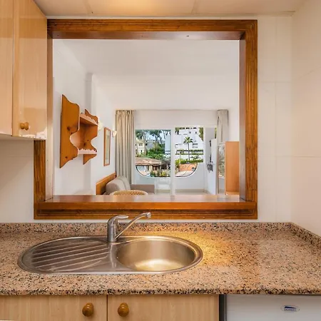 Apto Con Terraza 4 Пагера