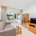 Daire Apto Con Terraza 4 Peguera
